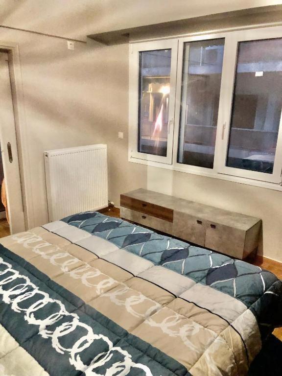 Economy Shared Apartment C In Central Atena Exterior foto